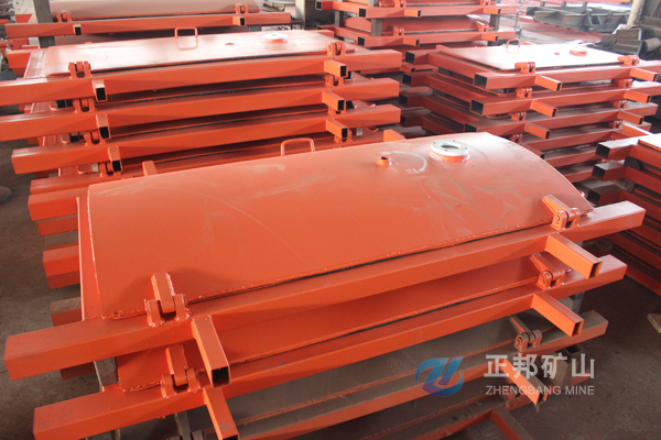 避難硐室防爆門